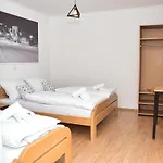 Prenociste Slapovi * Jajce