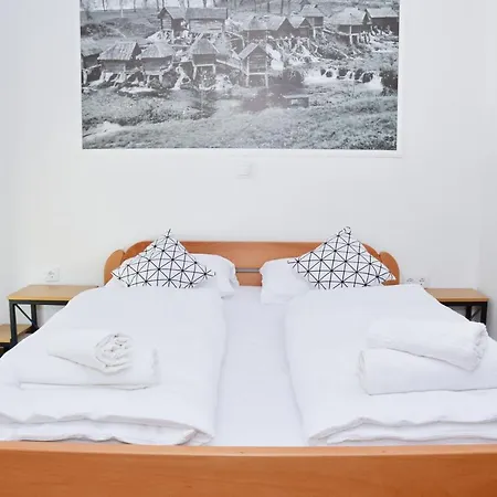 Motel Prenociste Slapovi