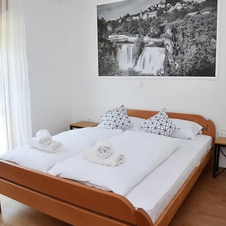 Prenociste Slapovi *