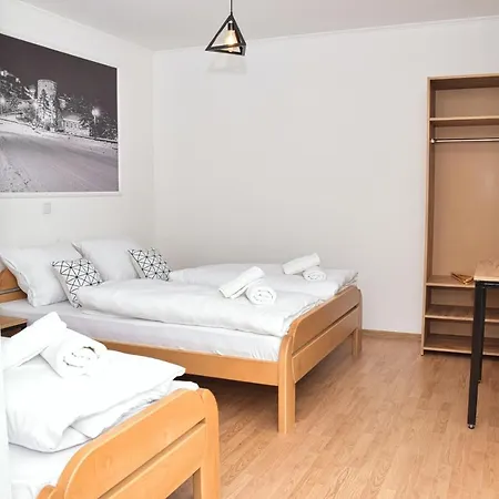 Prenociste Slapovi * Jajce