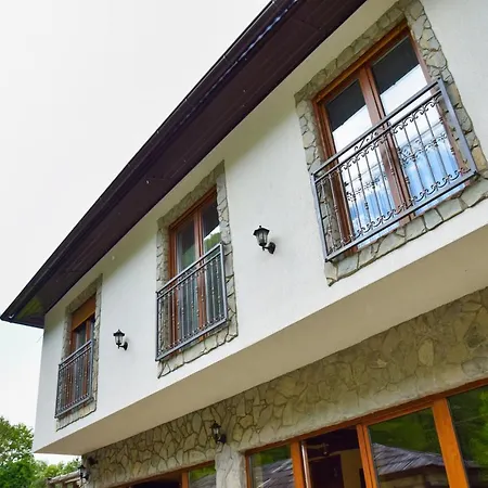 Konoba Slapovi * Jajce