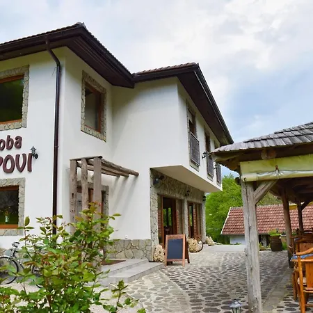 Prenociste Slapovi Jajce