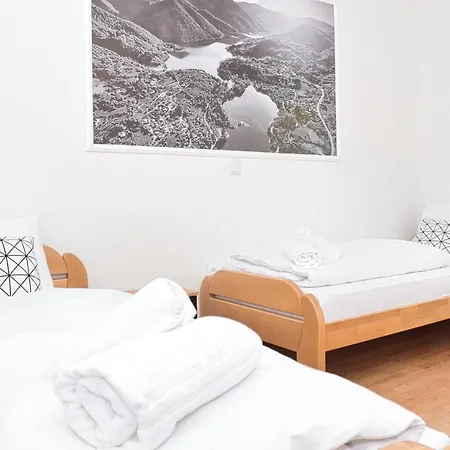 Prenociste Slapovi Motel *