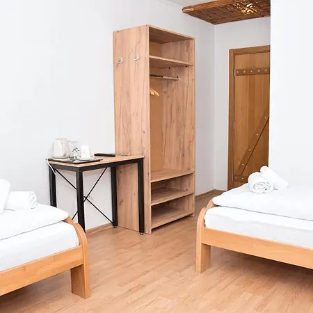 Prenociste Slapovi * Jajce