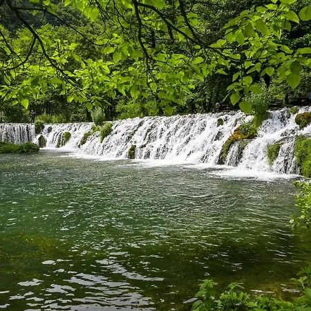 Prenociste Slapovi *