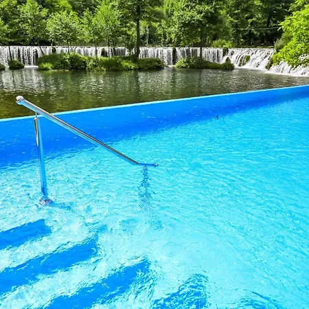 Motell Prenociste Slapovi Jajce