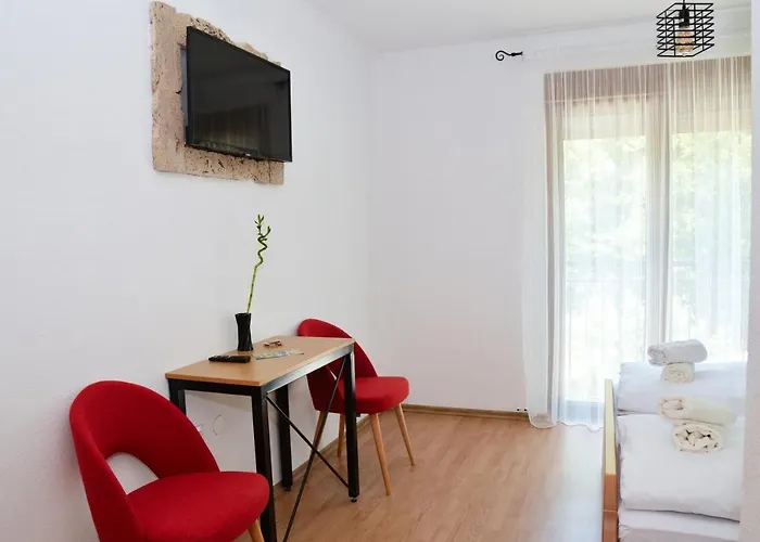 Prenociste Slapovi *