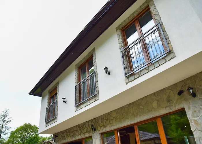 Prenociste Slapovi * Jajce